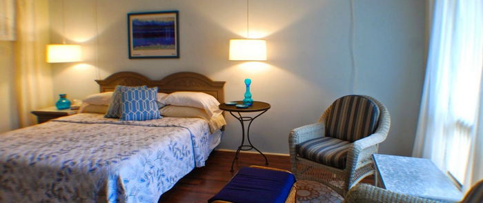 Summers Inn (Four Seasons Motel) - Web Listing (newer photo)